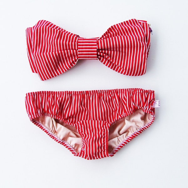 Diva Bow Bandeau Bikini in Red and White Stripes. Halter Neck Bra Pin up Top Nautical  Stripe Swimsuit. All Cotton.Sexy cute. Bra Sexy Top