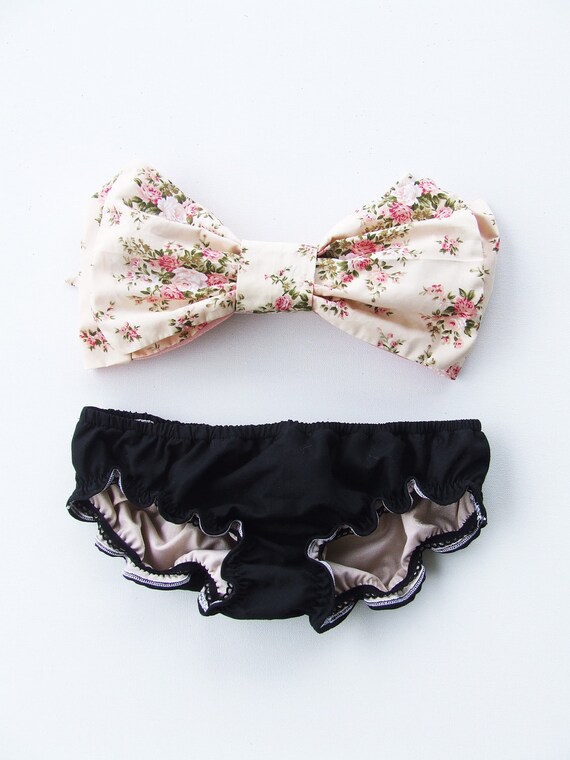 e B o w Bandeau Bikini Style in Floral Halter top and Black Ruffle panties ...