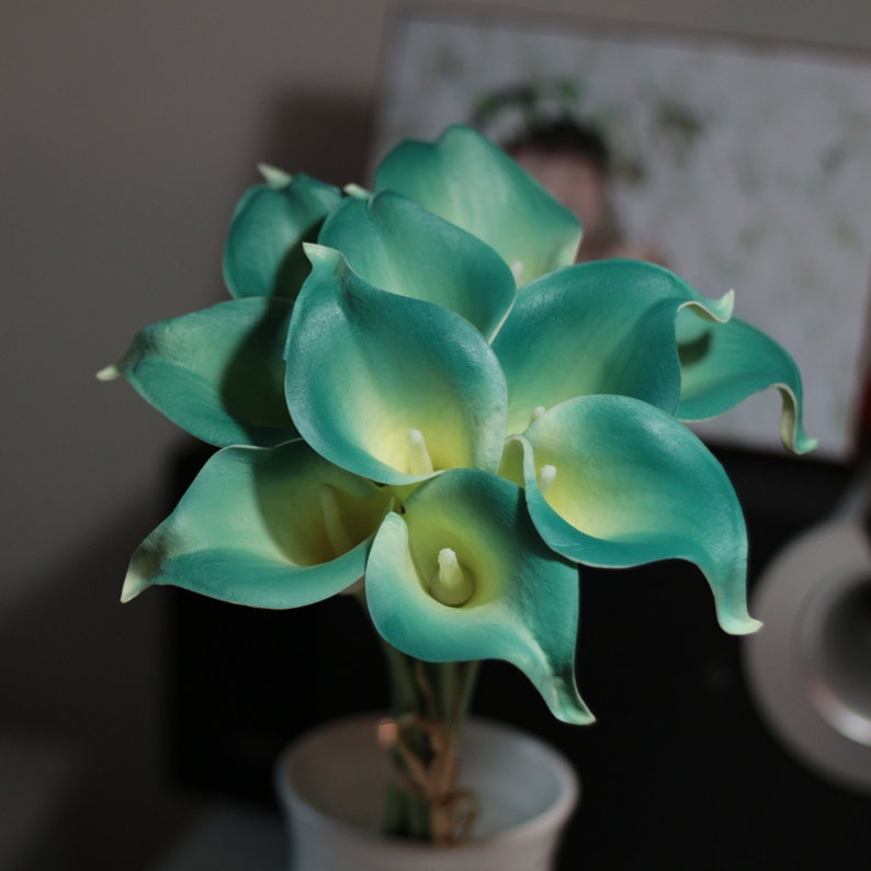 Oasis Teal Calla Lily Bouquet Flowers Pu Calla Lilies Real Etsy