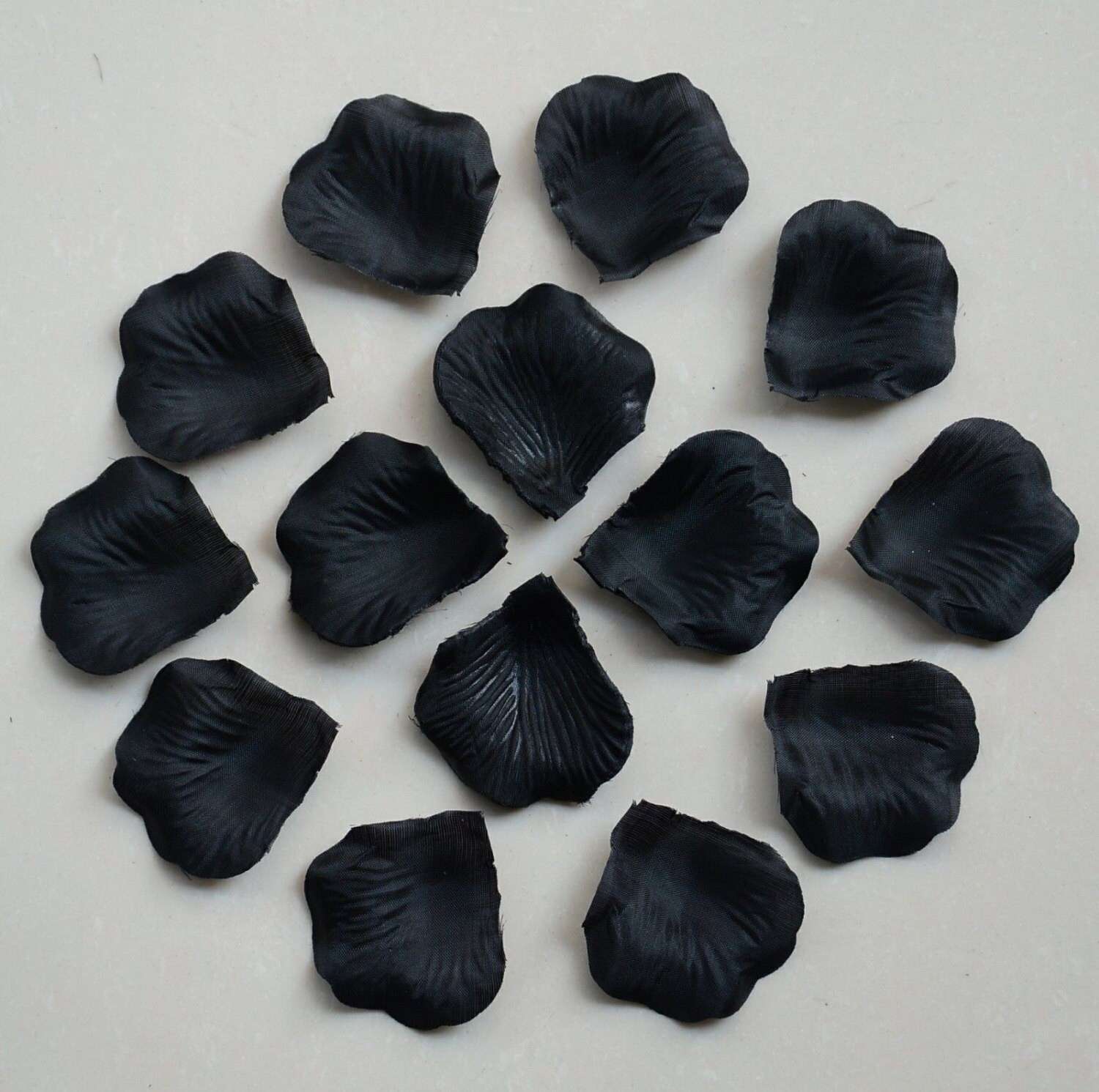 Artificial Silk Rose Petals Wedding Flower for Decoration, Black 