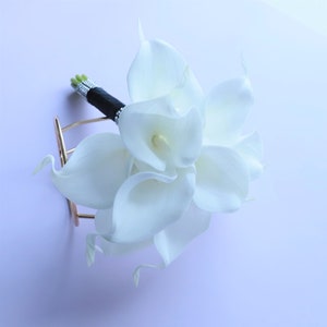 White Calla Lilly Bouquet White Bridal Bouquet Bridesmaids Bouquet White Call Lily Boutonniere PU Real Touch Calla Lilies Bouquets DJ-77 Bridesmaids Bouquet