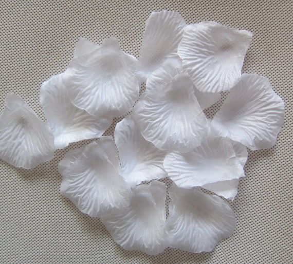 100pcs White Silk Rose Flower Artificial Petals Wedding Confetti Decor 