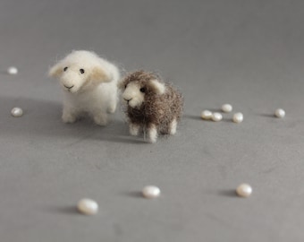 Custom order-Needle Felted Wool Animals-Two Sheep-Nativity set-needle felt-Christmas decoration-doll house miniature