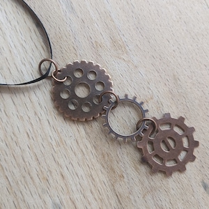 Steampunk Metal Gears Ornament: Antique Copper Finish Package Decoration