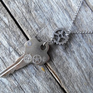 Silver Steel Key with Gears Necklace on 25&quot; (64 cm) Key to My Heart, Chain, Love, Wife Girlfriend Gift, Sweetheart, Steampunk