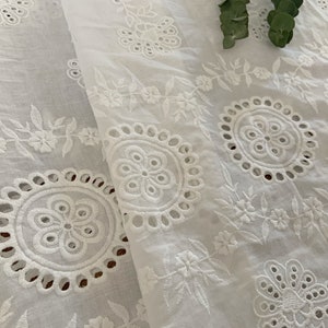 Off white Cotton Lace trim, Delicate eyelet lace trim, vintage style lace trim for couture and home decor