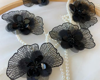 Aplique de flores de encaje negro con lentejuelas, parche floral de cuentas 3D, flores hechas a mano para suministros de confección.