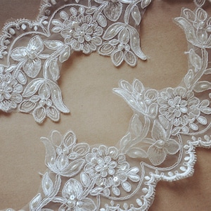 Ivory Braut Spitzen Borte, Perlen Alencon Spitzen Borte, Hochzeit Spitze, silber bestickte Spitze, Borte Spitze, gebogene Spitzen borte CGDZ046B