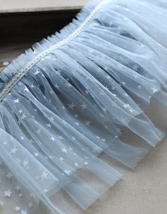 25cm ruffled trim with stars