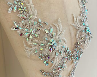 Aplique de pedrería plateada AB para vestidos, prendas de vestir y artículos de costura. Parche de pedrería AB (se vende por pares).