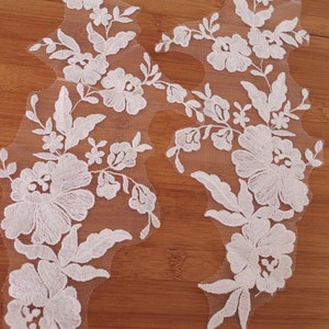 2 pcs lace applique with retro flowers, embroidered lace appliques, ivory lace applique
