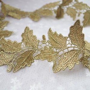 metalic Gold Lace Trim with retro floral leaves