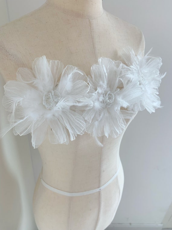 Off white flower appliqué patch with feathers for couture Millinery dance costume headpiece, 3d floral applique patch