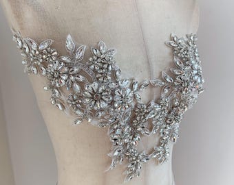 Apliques de diamantes de imitación plateados por par, suministros de alta costura, vestidos de novia, suministros para vestuario de baile
