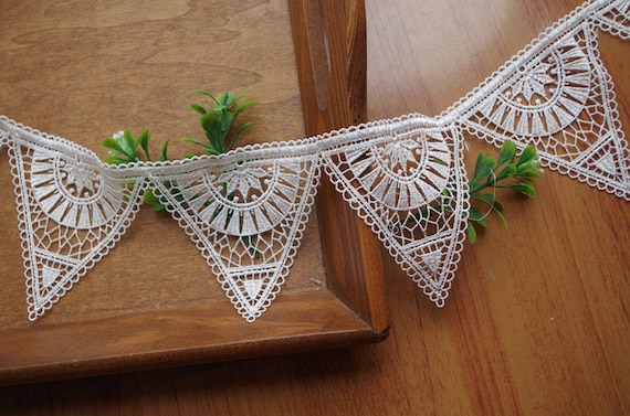 Triangle lace trim, geometric  pattern lace trimming DG127B