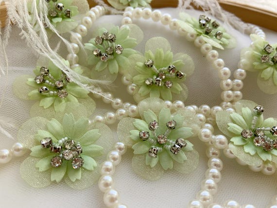Vivid green organza flowers applique, handcrafted flowers patch for garment alteration