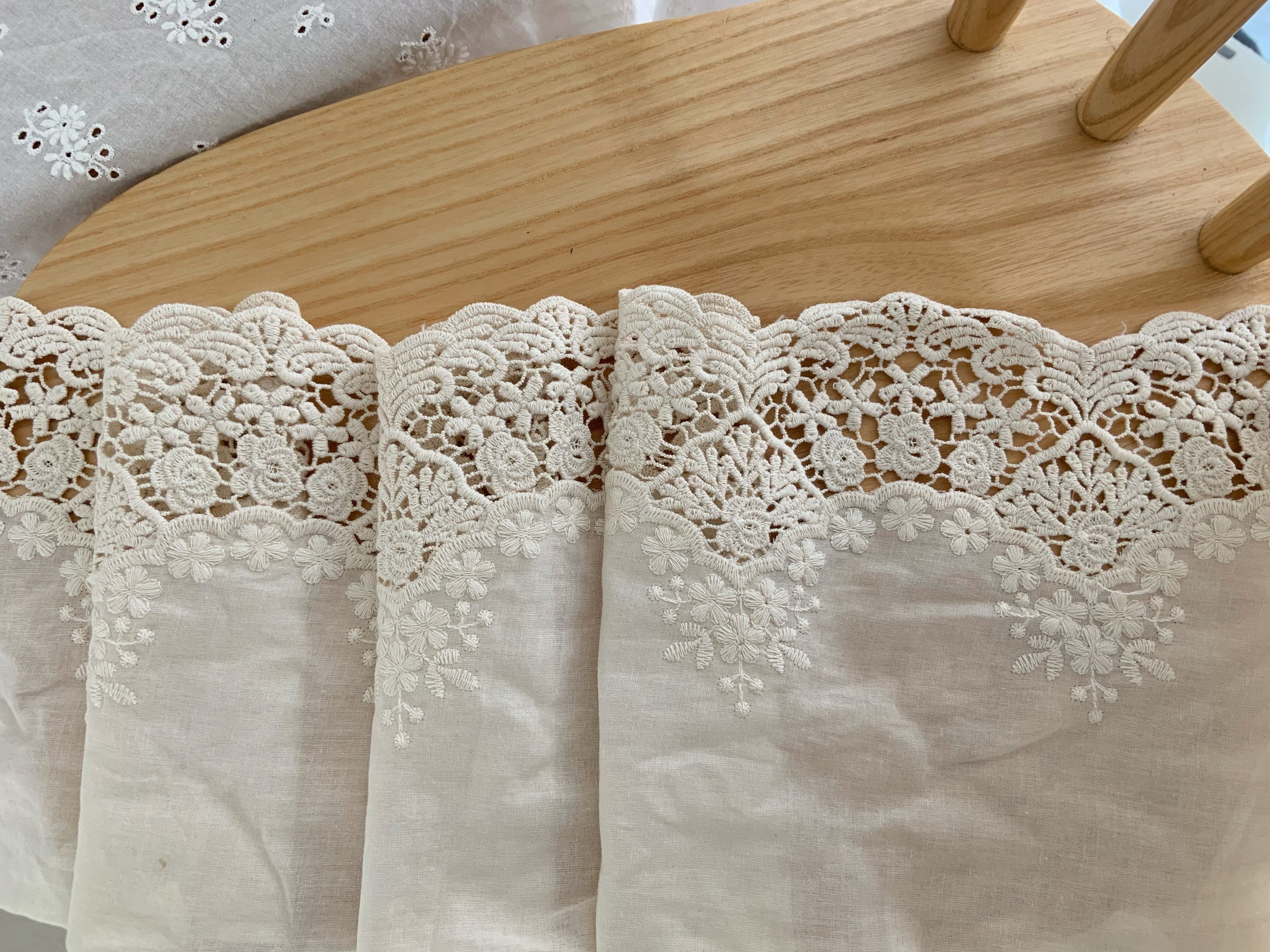 Bargin Deals On Beautful Wholesale ivory cotton lace 