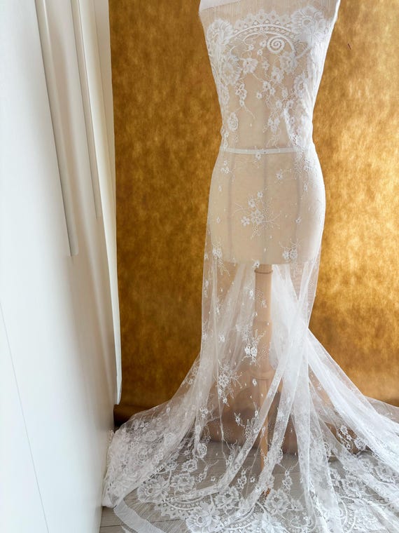 soft well drape Chantilly lace fabric for wedding dress, veil, bridal robe, lingerie