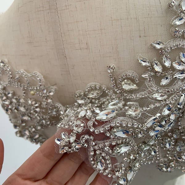 Applique de perles de strass, patch de corsage en cristal, patch de corsage fait main de perles lourdes