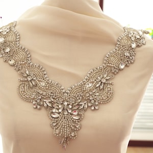 Strass Applikation für Ausschnitt, Kristall Kragen Applikation für Couture Altering | ZP081L