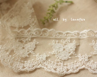 ivory Lace Trim, Embroidered tulle lace, retro Florals lace fabric, wedding trim lace, vintage lace