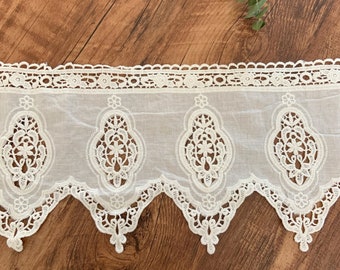 Off white Cotton Lace trim, Delicate eyelet lace trim, vintage style lace trim for couture and home decor