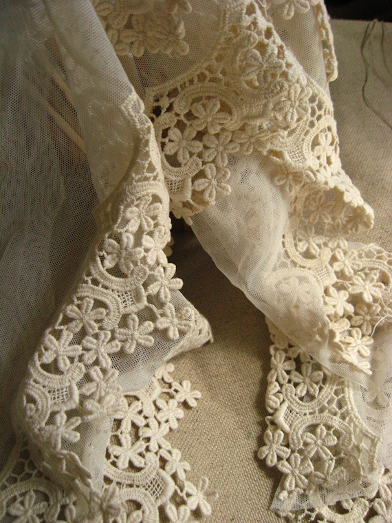 Items similar to ivory Lace Trim, Retro Embroidered lace