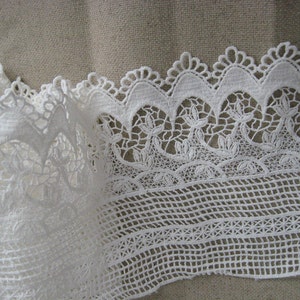 off White Cotton Lace Trim, cotton guipure lace trim, cotton lace trimming by the yard, CMSR012B