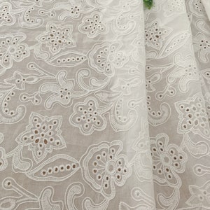 Cotton eyelet lace fabric with Guipure embroidery, cotton Guipure lace fabric, 100% cotton, 2021 new arrival