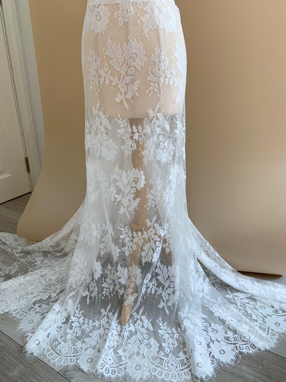 soft White Chantilly lace fabric with flowers for wedding dress, bridal gown, veil