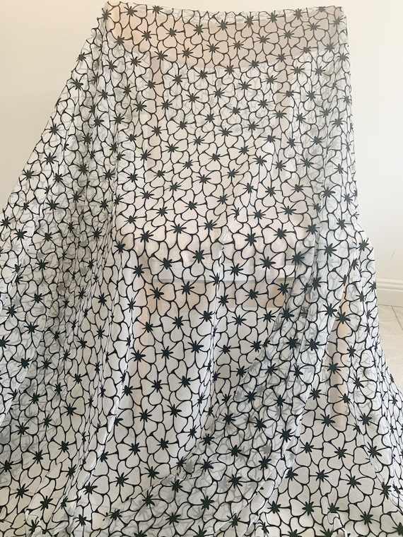 Off white tulle fabric with black velvet flowers, soft tulle fabric with leaf of clover, 2022 new arrival