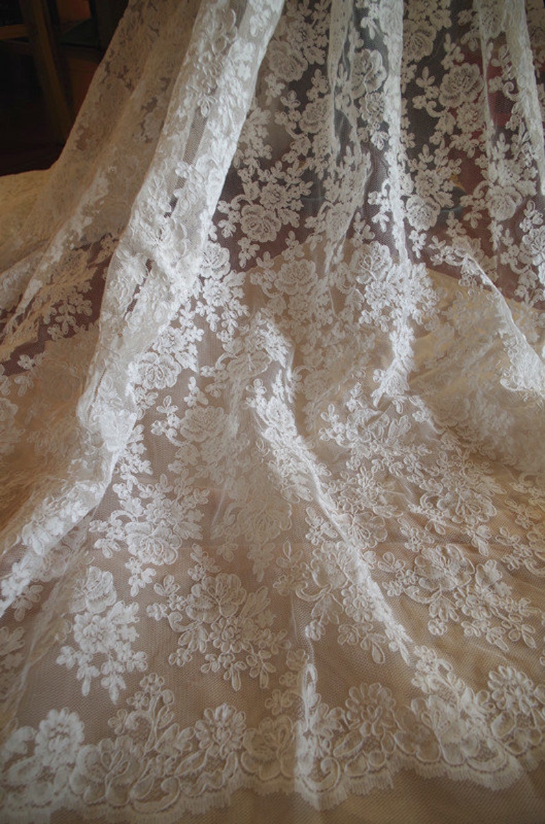 cord lace fabric 2016 off white lace fabric alencon lace fabric for bridal gown on sale