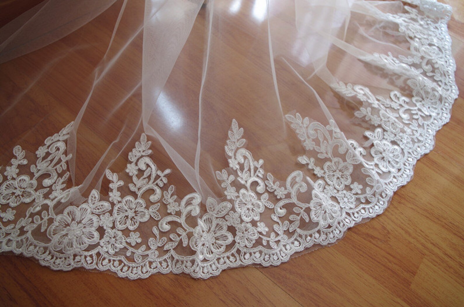 Ivory Lace Trim for bridal veil with floral scalloped lace Etsy