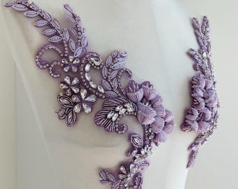Par de apliques de flores 3D moradas con diamantes de imitación, parche floral con cuentas moradas para prendas de vestir.