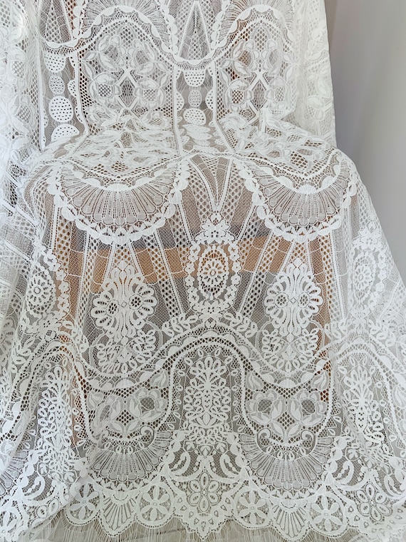 French Chantilly lace fabric for dress, wedding dress