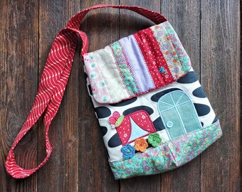 Mädchentasche, Puppenstubentasche, Kinder Landhaus Umhängetasche, Cottage Haus Tasche, Patchwork handmade, Kinder, Kleinkinder Tasche, Geschenk für Mädchen