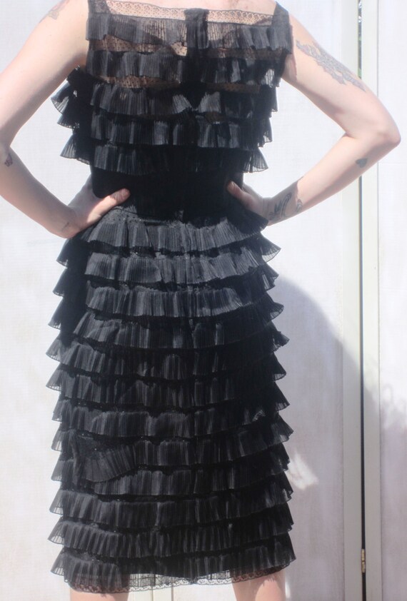 Ceil Chapman Vintage 50s Blacked Tiered Lace Cock… - image 2