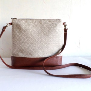 Linen crossbody bag, Vegan leather crossbody bag purse, Geometric print natural linen purse, Linen and leather crossbody bag for women