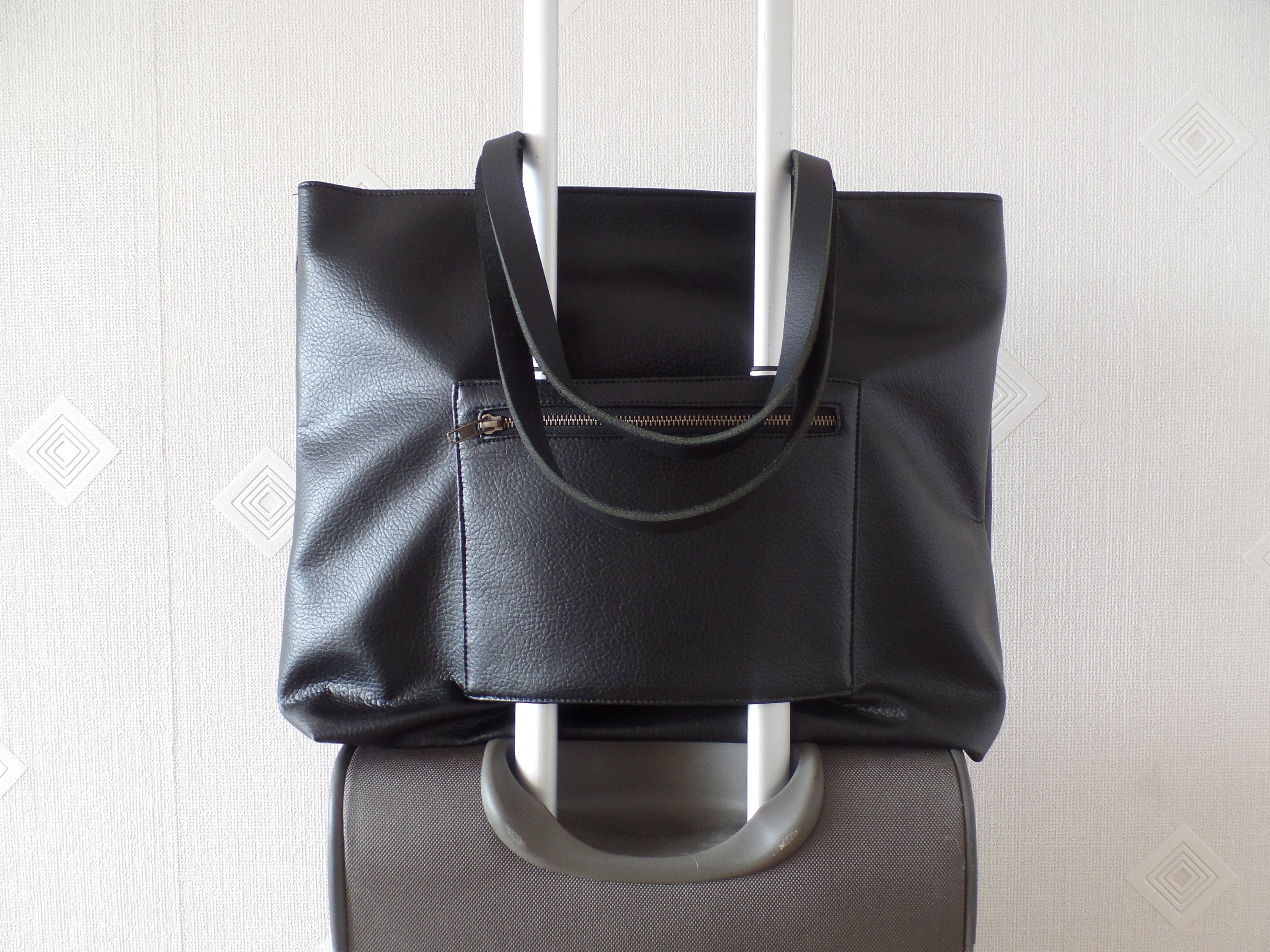 Large Leather Duffle bag With Trolley Sleeve