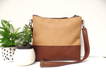 Leather sling bag, Camel brown crossbody bag with adjustable strap, Medium leather handbag, Vegan leather shoulder bag with zipper closure