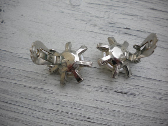 Vintage Starburst Earrings with Clips - image 2
