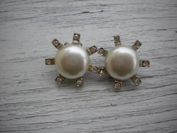 Vintage Starburst Earrings with Clips - image 4