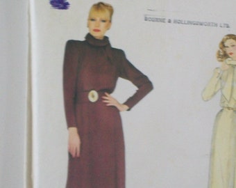 Vintage 70's/80's VOGUE PARIS ORIGINAL pattern designed by Christian Dior (2431) Size 10.