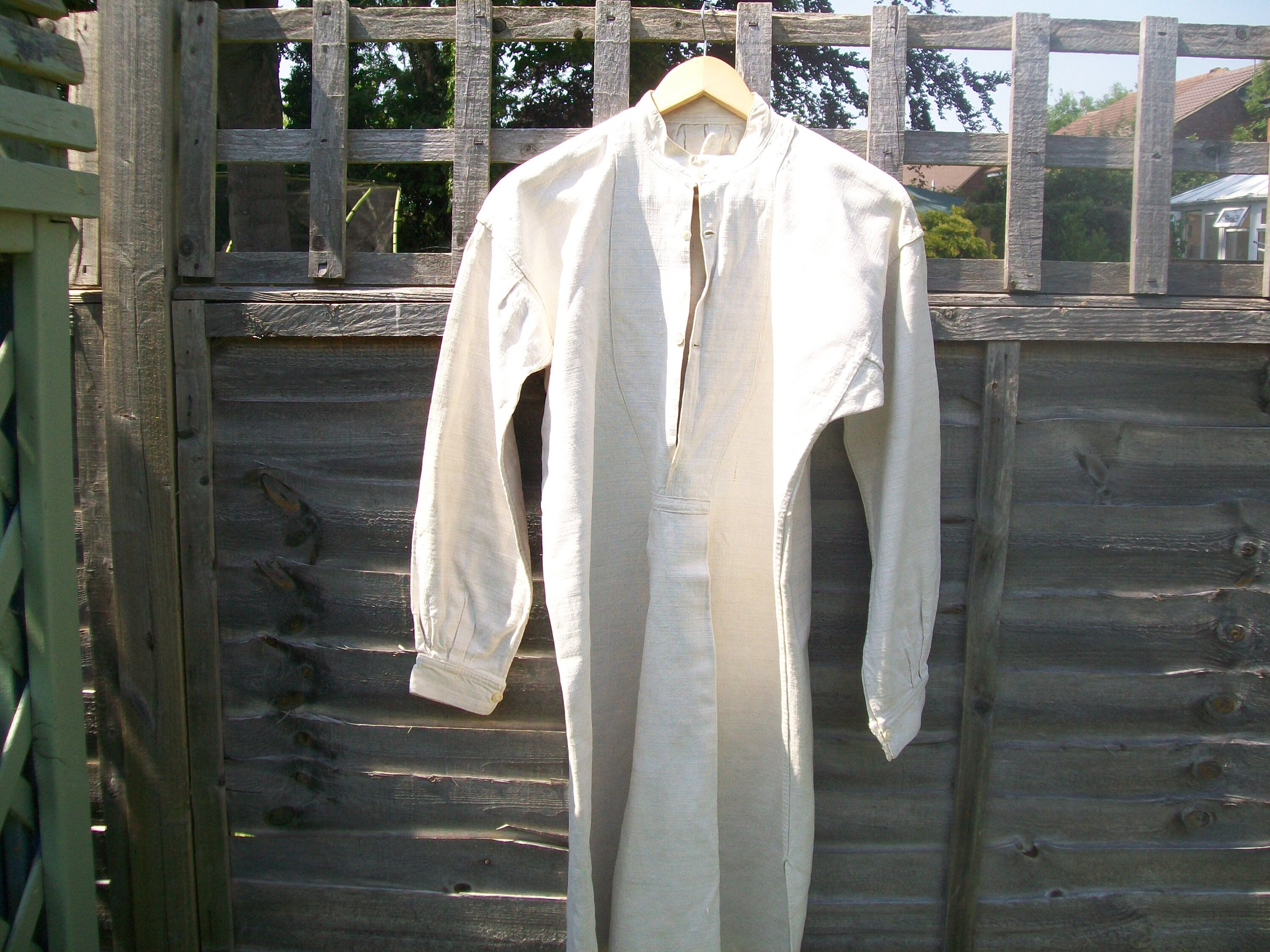 www.campiness.de - ~early 20th c. herringbone linen smock 価格比較