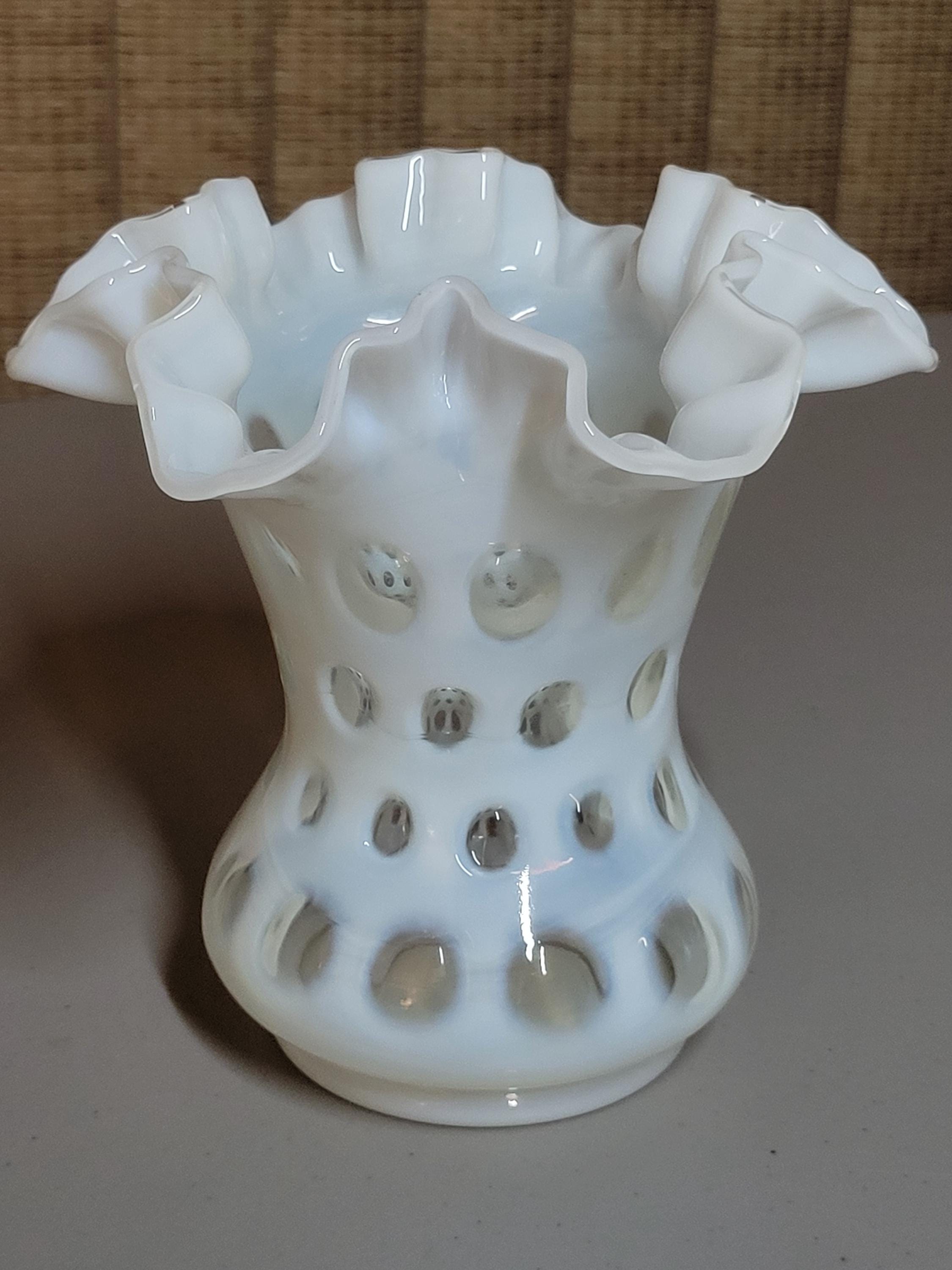 Vintage Fenton White Opalescent Coin Dot Ruffle Vase - Etsy