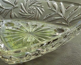 Hazel Atlas MCM Triangle Footed Candy or Trinket Dish