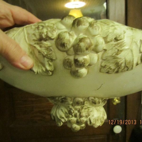 Universal Statuary Chicago 1950 Wall Planter Shabby Chic Very Cool !!SALE!! Wall Pocket