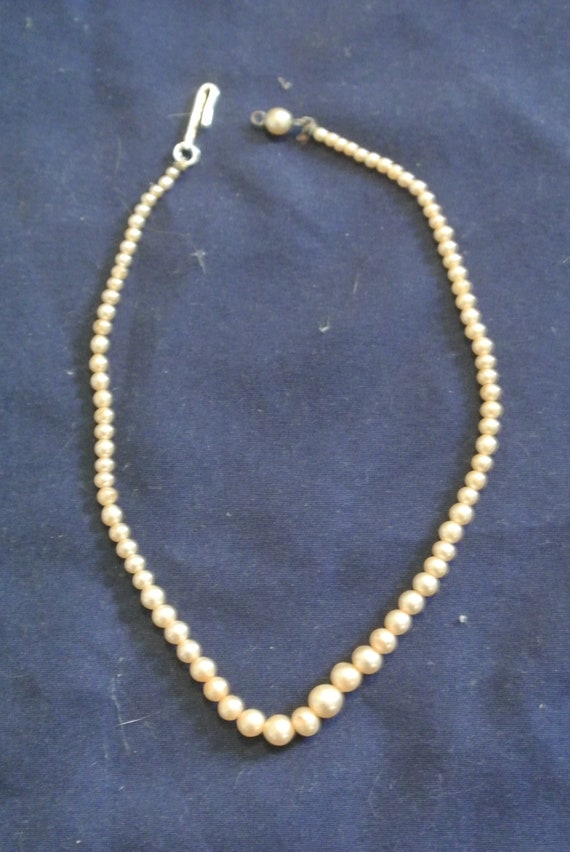 Vintage Pearl Necklace for Doll or Small Child !!S