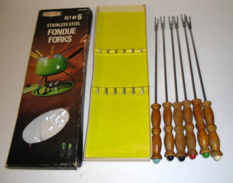 NIB Trudeau Black Handled Assorted Colored Tips Fondue Forks Six (6)-Made Taiwan