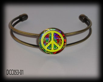 Peace Sign 20mm Adjustable Dome Bracelet - Hippie Bracelet, 70s Bracelet, Woodstock Bracelet, Silver or Antique Brass
